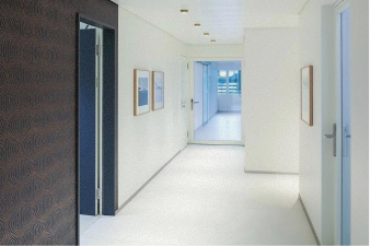 richard fakin in swiss clinic